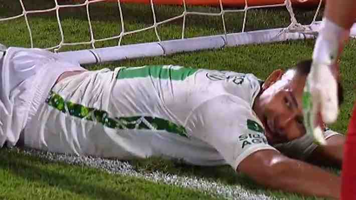 "¿Qué hizo? No se puede creer": Mira el inaudito gol que erró Iván Morales en su debut en Argentina