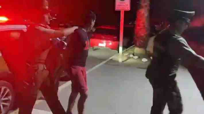 Detienen en Cerro Navia a prófugo por robo con homicidio y a otros tres sujetos por porte de arma de fuego