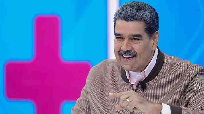 Maduro remarca que decisión de la justicia venezolana sobre inhabilitación de Machado es "definitivamente firme"