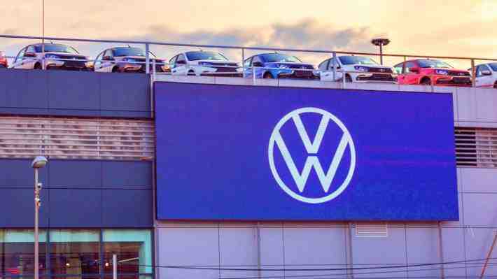 Volkswagen dobla sus inversiones en Brasil y BYD construirá red de puntos de carga