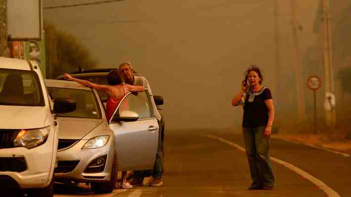 Presidente Boric decreta estado de excepción de catástrofe por incendios forestales en Valparaíso