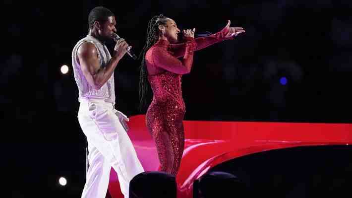Con homenaje a Michael Jackson y haciendo dúo con Alicia Keys: Usher lidera show de medio tiempo en el Super Bowl