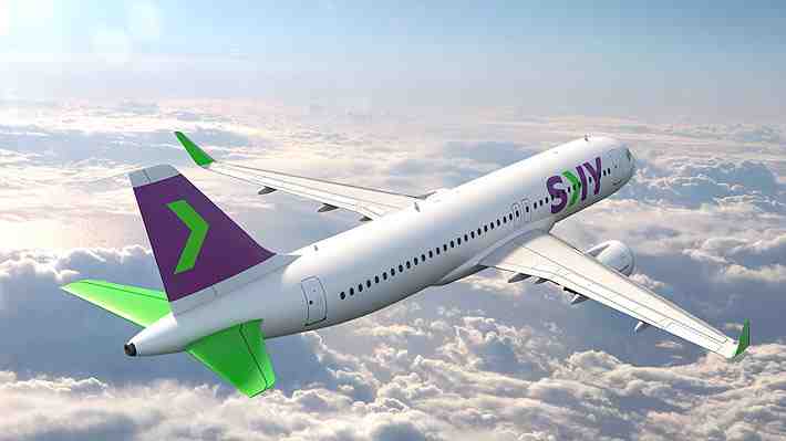 Sigue la polémica: Sernac cita a declarar Sky Airlines por aumento de 61% en reclamos por retrasos y cancelaciones