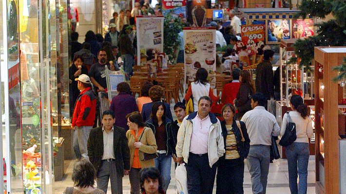 La "revolución" de Shein y el futuro de los centros comerciales: A dónde va el retail chileno