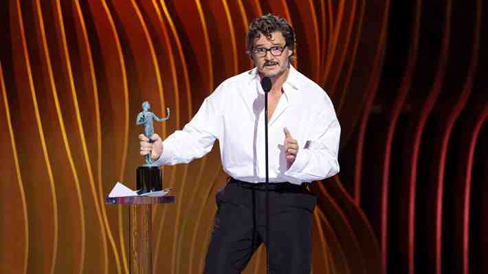 Pedro Pascal gana el SAG como mejor actor en serie dramática por su papel protagónico en The Last of Us