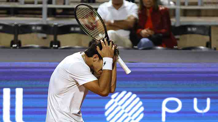 Cristian Garin dispara por la cancha del ATP de Santiago, se muestra frustrado por su mal momento y hace severa autocrítica
