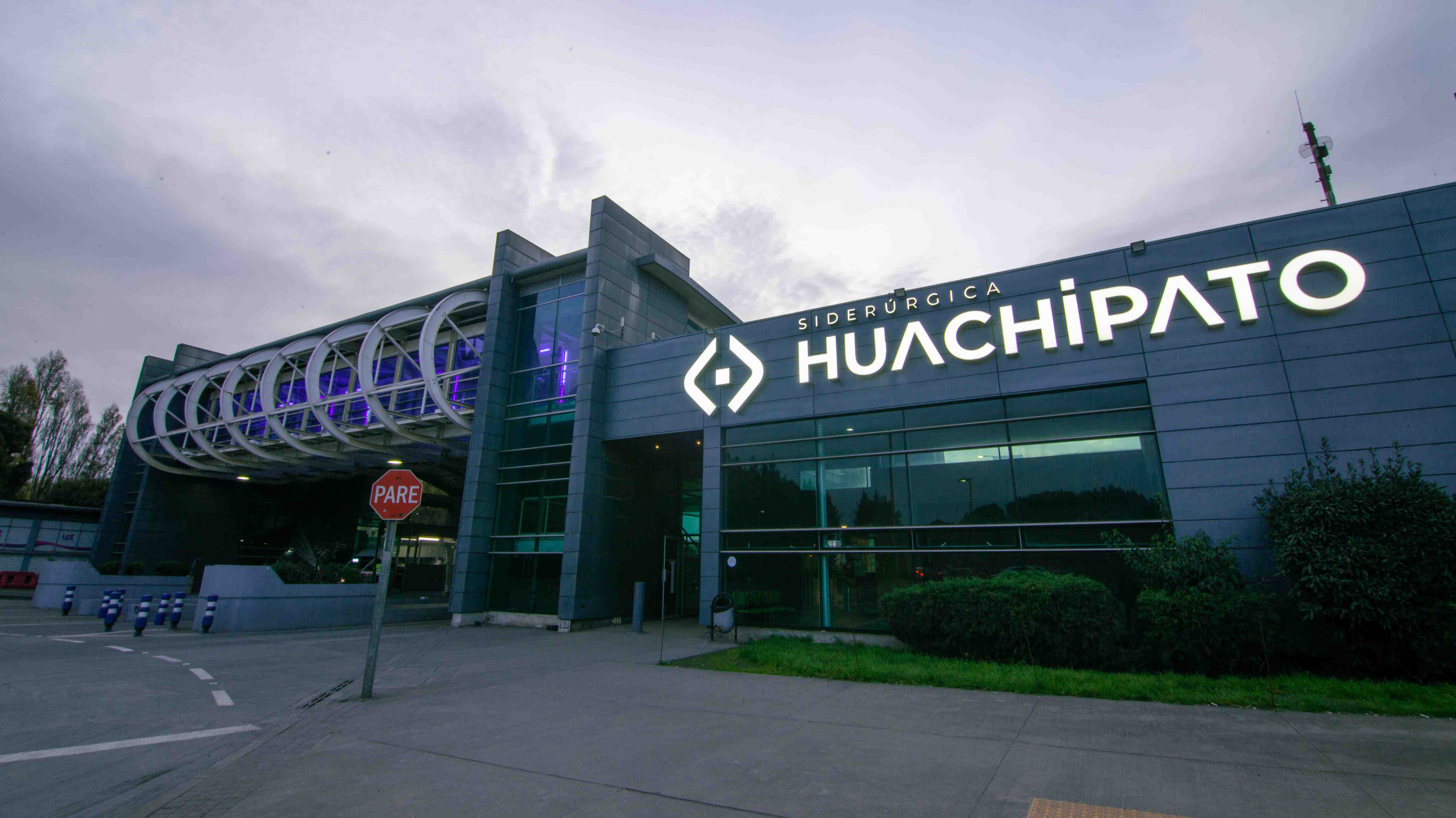 Crisis Huachipato: Autoridades del Biobío afirman que Comisión Antidistorsiones habría sugerido salvaguardias a acero chino