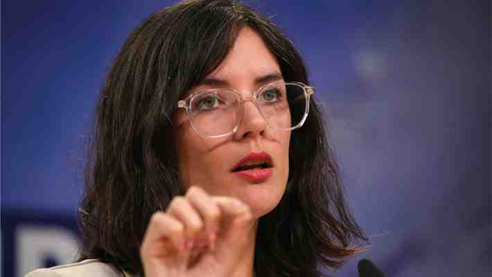 Movilizaciones sociales: Vallejo defiende "especial cercanía" de Boric con el mundo social "aunque algunos lo consideren un exceso"