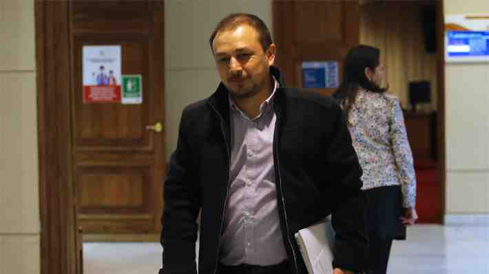 "Especulaciones sin fundamento": Cuello (PC) responde a voces que atribuyen a Jadue un rol en la exclusión de Israel de Fidae