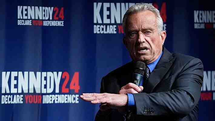 En busca del voto latino: Robert Kennedy Jr. graba mensaje en español para promover su candidatura independiente en EE.UU.