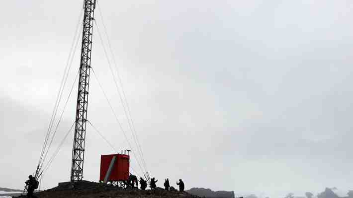 Llega el 5G a la Antártica: Chile abre primera conexión mundial a quinta generación de red en la zona