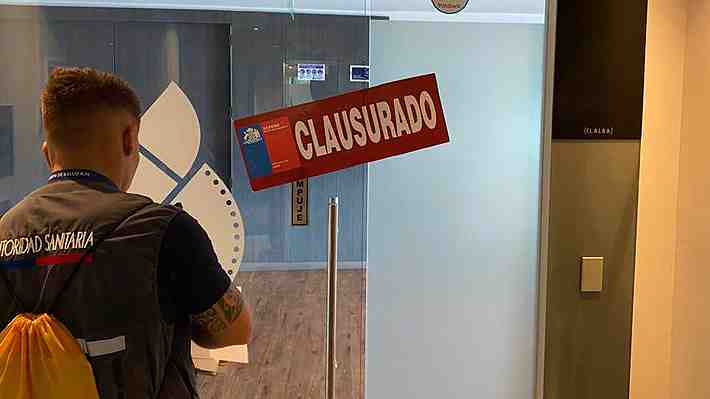 "No contaba con autorización sanitaria": Seremi de Salud clausura clínica de Las Condes donde falleció mujer
