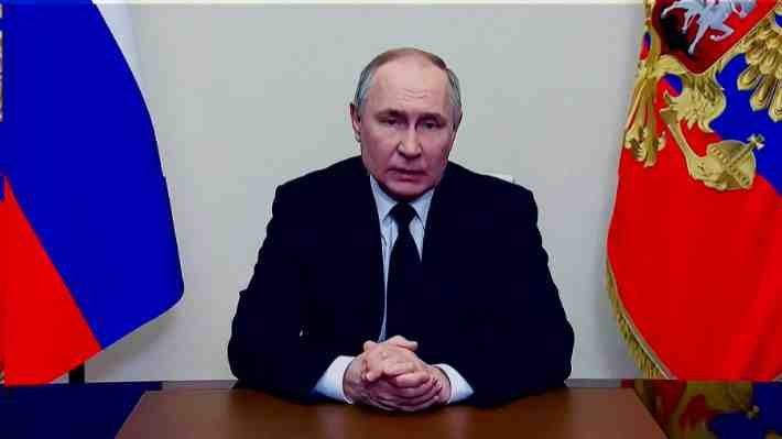 Putin promete castigo para autores de atentado en Moscú y apunta a pista ucraniana