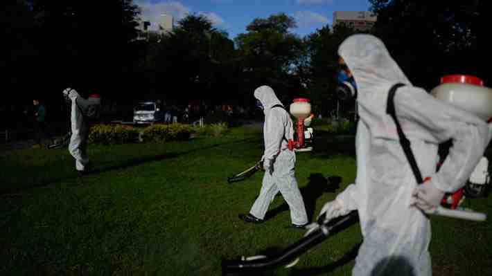 Argentina sufre el peor brote de dengue de su historia: Reportan más de 150.000 casos y un centenar de muertes