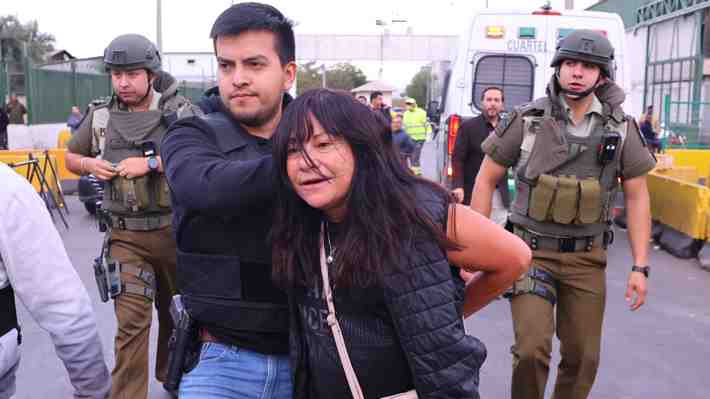 Fue formalizada por triple homicidio frustrado: Decretan prisión preventiva para mujer que disparó e hirió a tres personas en Lo Valledor