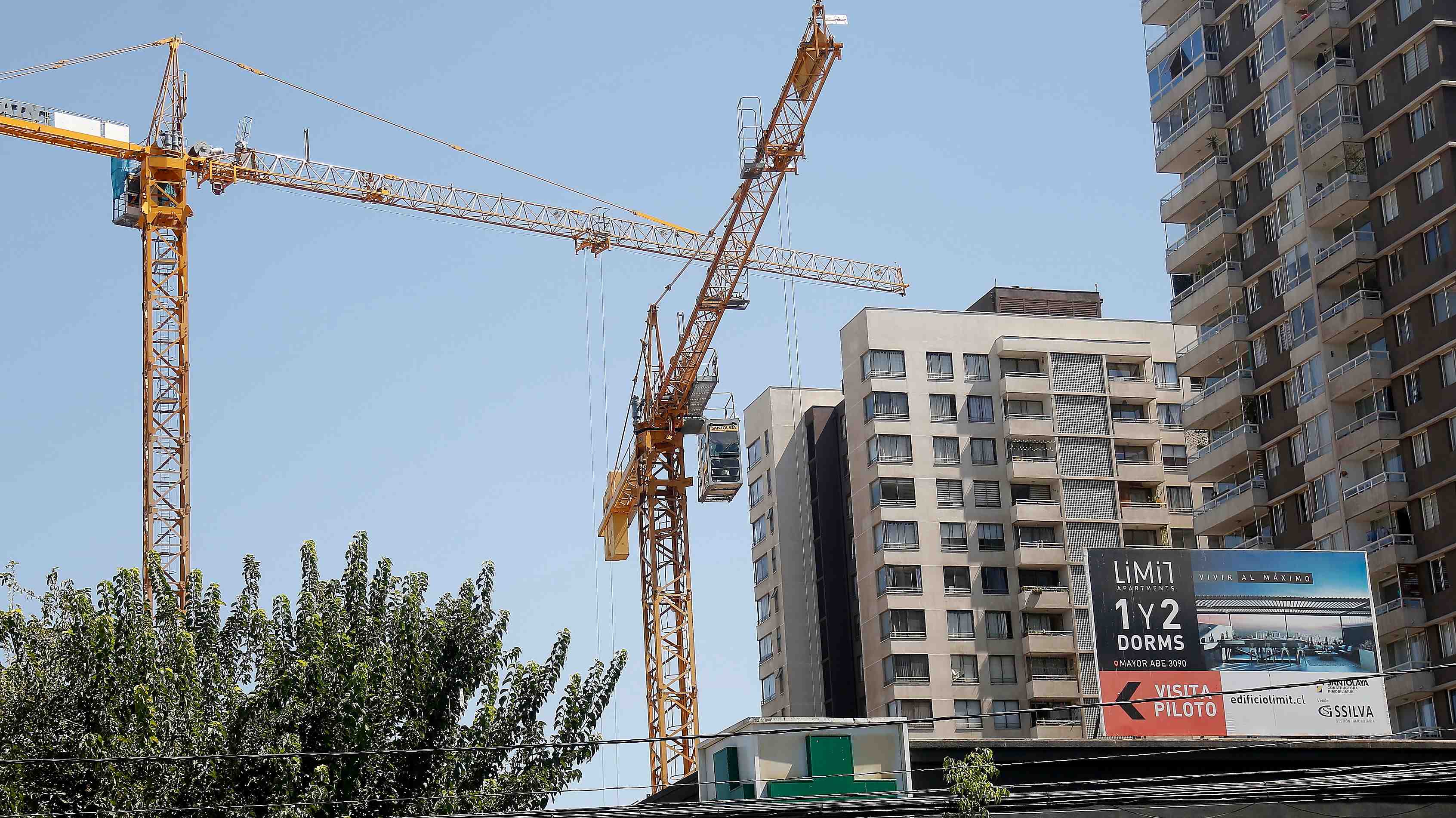 Inmobiliarias con planes detenidos en Macul pierden US$266.000 al día por atrasos municipales