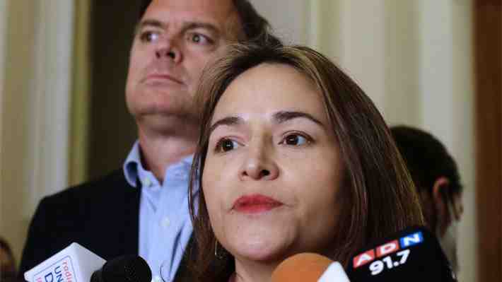 Diputada Pérez critica rol del Gobierno en elección en la Cámara y asegura que la mesa "le habla al 30% de Chile"