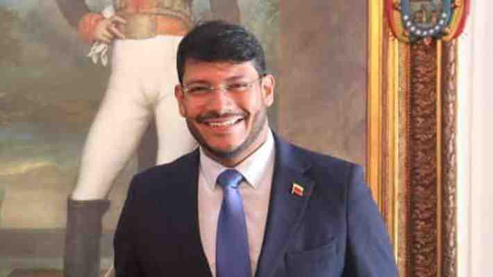 Viceministro del régimen de Maduro detalla invitación a Jadue: Era "encuentro de líderes de movimientos sociales"