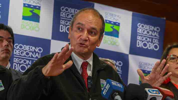 Gobernador del Biobío, Rodrigo Díaz, no irá a la reelección: "He tenido un problema grave vinculado al caso Convenios"