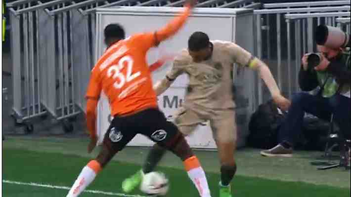 "Una joya", "un invento": Mira la increíble jugada de Mbappé en el PSG que ya es viral