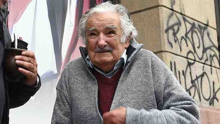Médica de "Pepe" Mujica confirma que el ex presidente tiene cáncer de esófago y hará radioterapia