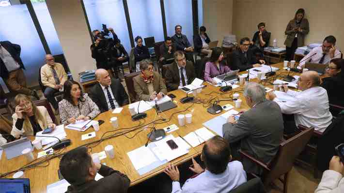 A contrarreloj y sin avizorarse acuerdos: Cómo arranca el trabajo de la comisión mixta sobre ley corta de Isapres esta semana