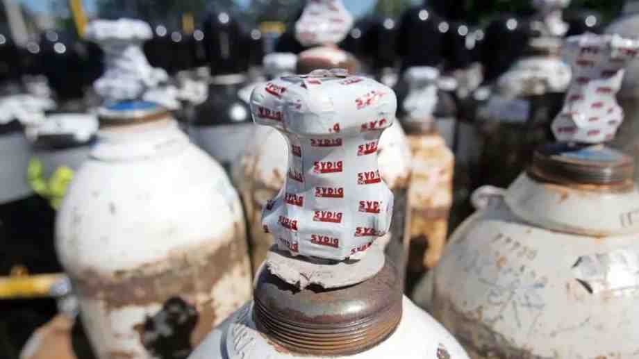 Colusión se habría gestado en una heladería: Claves de la acusación de la FNE a dos compañías de gases industriales