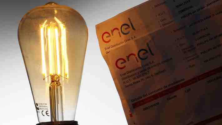 Enel dice que se ha repuesto el 95% del suministro eléctrico afectado y que hay 10 mil clientes sin luz