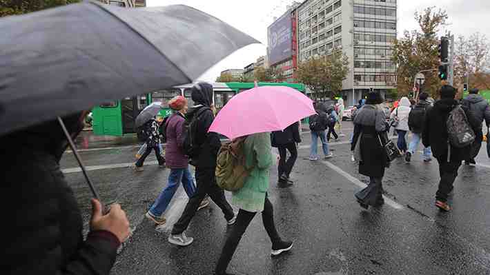 Senapred en alerta por llegada de dos sistemas frontales: Zonas podrían tener un metro de nieve y posibles remociones