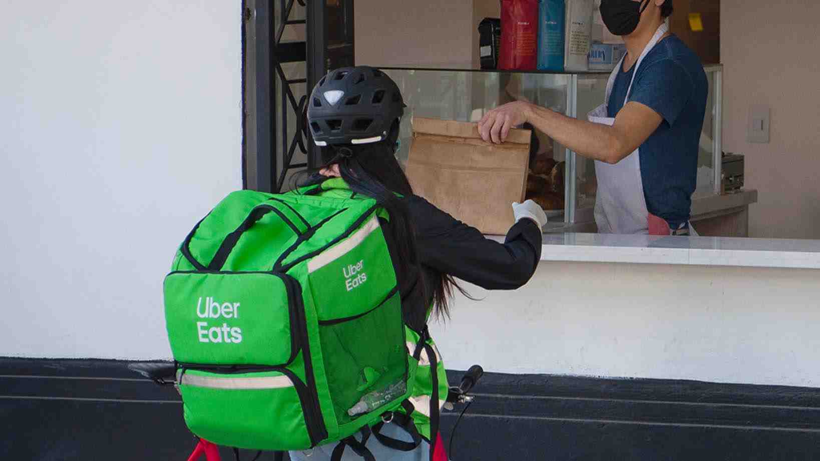 Cadem: Uber Eats mantuvo solo a un tercio de los usuarios de Cornershop tras integración