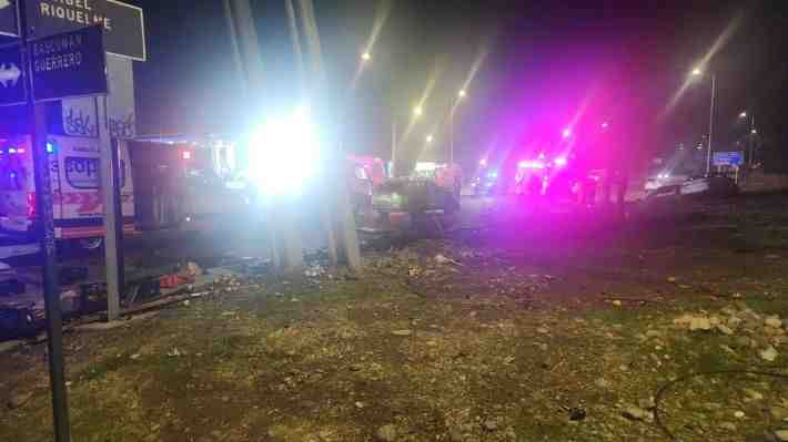 Uno de los autos iba a alta velocidad: Colisión en el límite entre Santiago y PAC deja una persona fallecida y otra herida