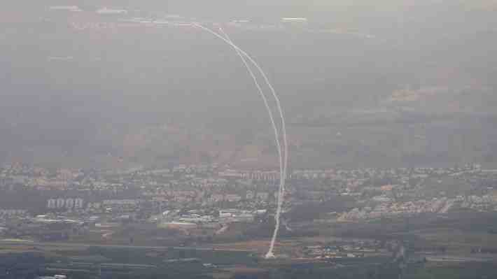 Israel lanza nuevos ataques contra más de 40 objetivos militares de Hezbolá en Líbano
