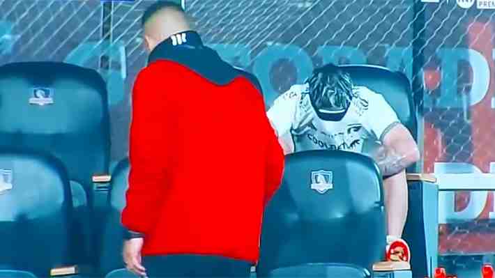 Video: El tenso cruce entre Jorge Almirón y Carlos Palacios en derrota de Colo Colo