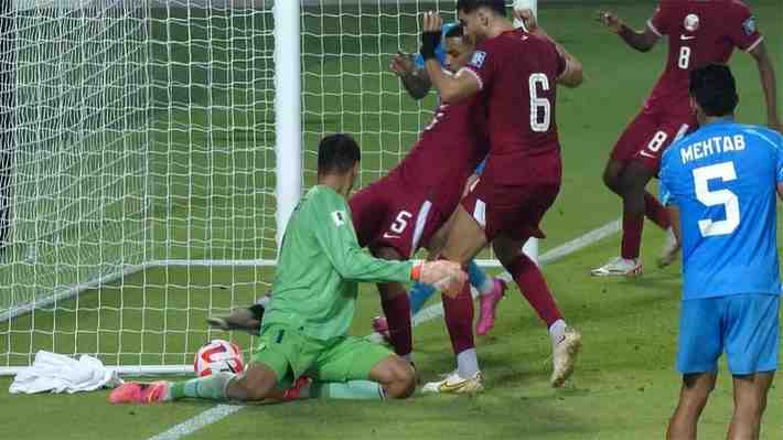 "¿Robo?": Mira la tremenda polémica en el gol de Qatar que dejó  a la India fuera del Mundial 2026