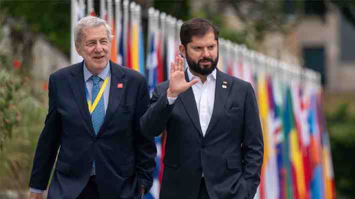 En medio de críticas del PC y descartando adherir a la OTAN: El paso de Boric por el primer día de la Cumbre por Ucrania