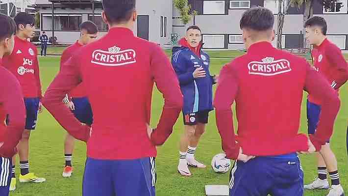 Alexis Sánchez se lució en su "última clase de entrenador" con los juveniles de la Selección chilena