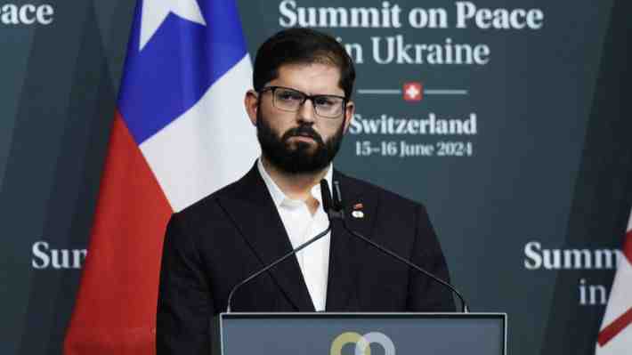 Boric da declaración conjunta de Cumbre de Ucrania junto a cinco líderes: Reitera que esto no es "sobre derecha o izquierda"