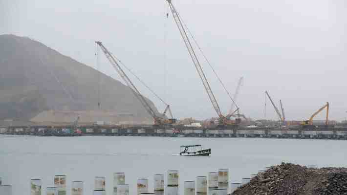 Perú advierte a EE.UU.: Si no invierte en un proyecto portuario, China dominará el comercio marítimo del país