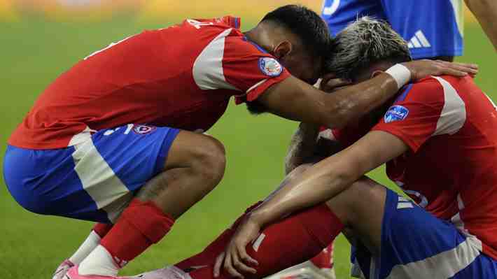 Diego Valdés sería baja para el duelo de la "Roja" ante Argentina en la Copa América