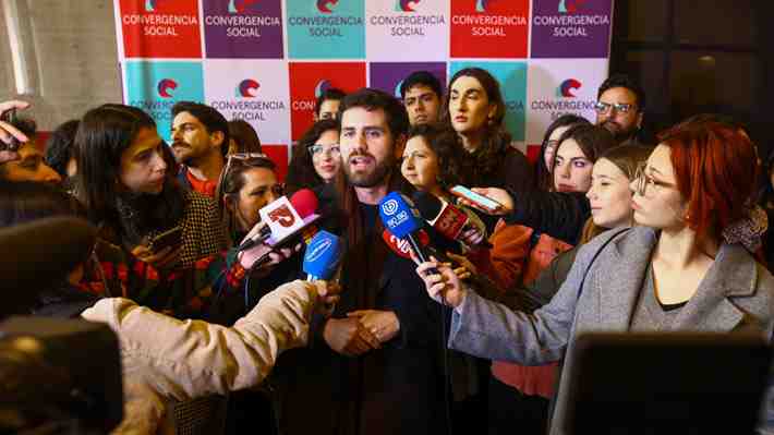 Ad portas de la unificación del Frente Amplio, Convergencia Social realiza su último encuentro nacional