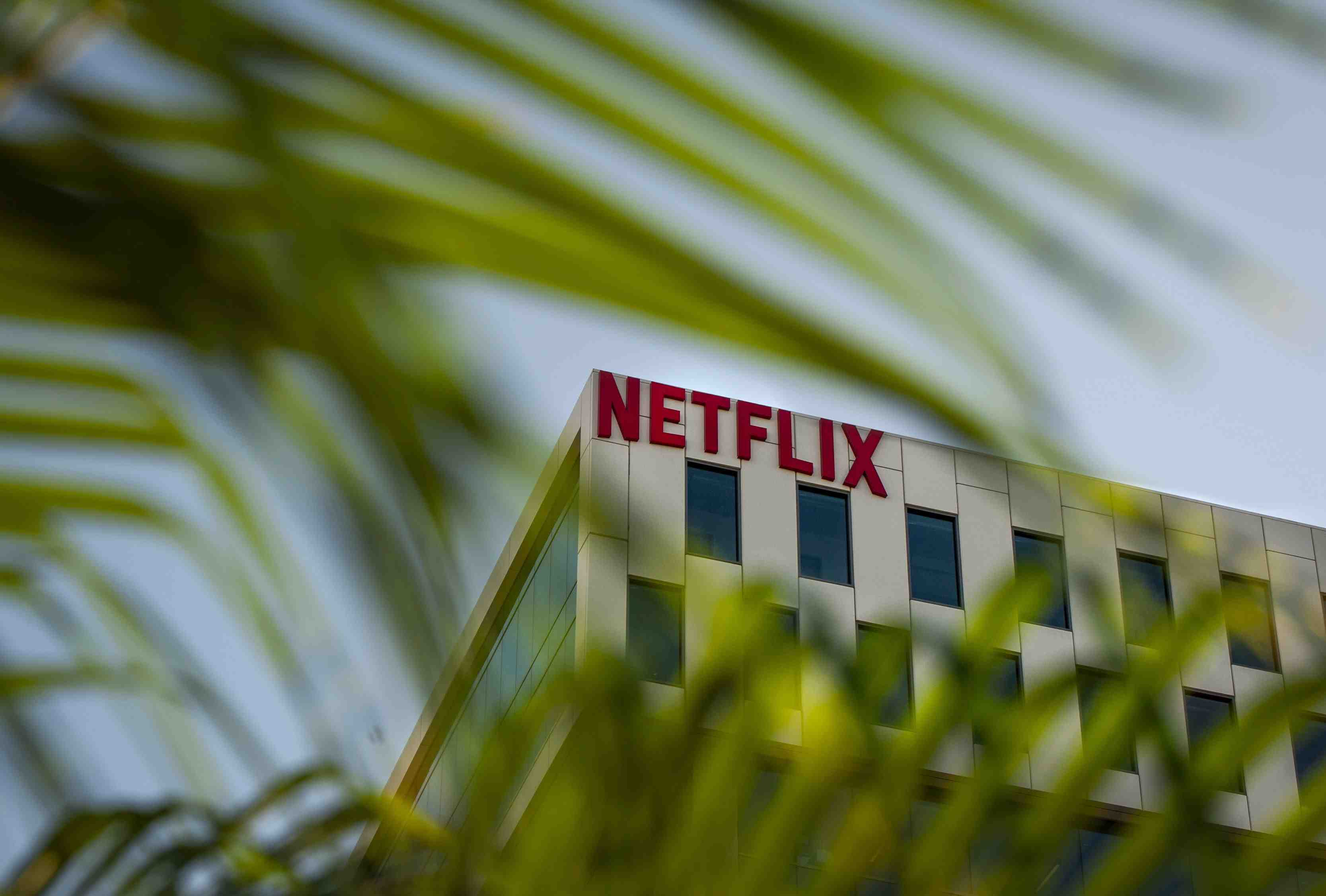 Ganancias de Netflix aumentan 48% en el segundo trimestre y amplía la ventaja sobre sus competidores