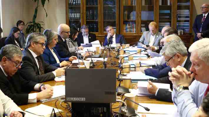 Reforma previsional: Marcel dice que "la mesa está servida" para destrabar 6% de cotización adicional
