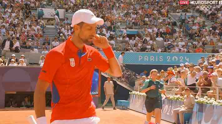 "Triste, lamentable": El polémico gesto de Djokovic al público en su partido ante Nadal en los Juegos Olímpicos