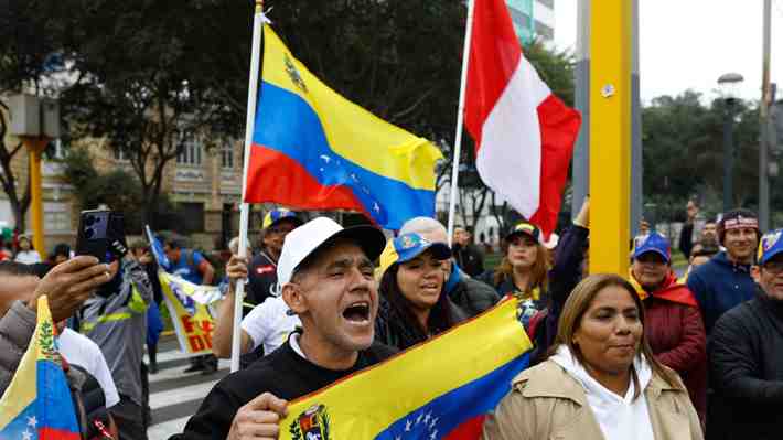 Perú expulsa a diplomáticos venezolanos y le das 72 horas para abandonar el país