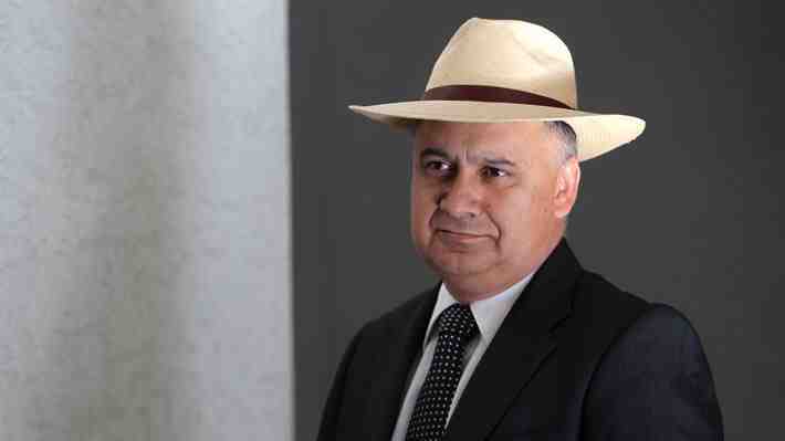 ¿Se despeja el camino para Desbordes?: Duque anuncia que está "reflexionando" bajar su candidatura por Santiago
