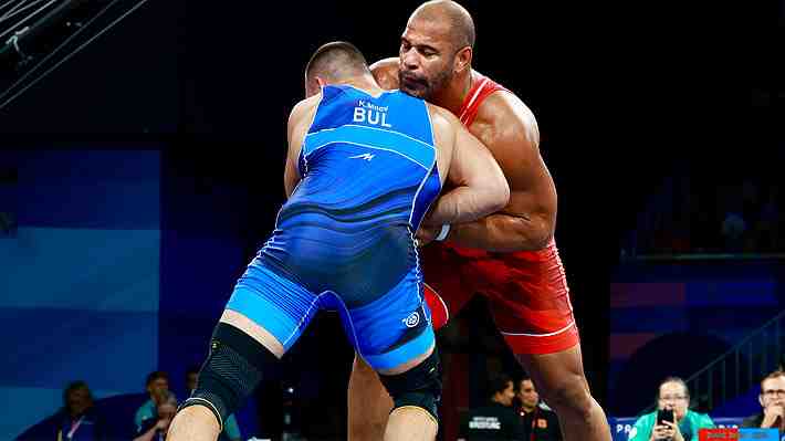 Yasmani Acosta pasa a semis y asegura pelea por medallas en París 2024: A qué hora irá hoy y su rival