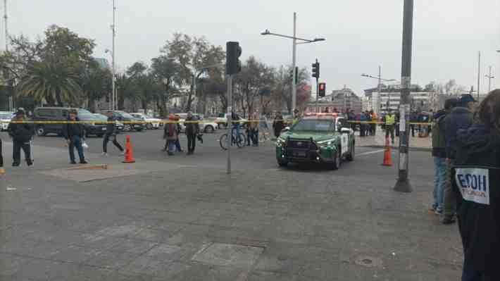 Hombre es asesinado en la vía pública y a plena luz del día en Recoleta: Recibió al menos cinco impactos balísticos