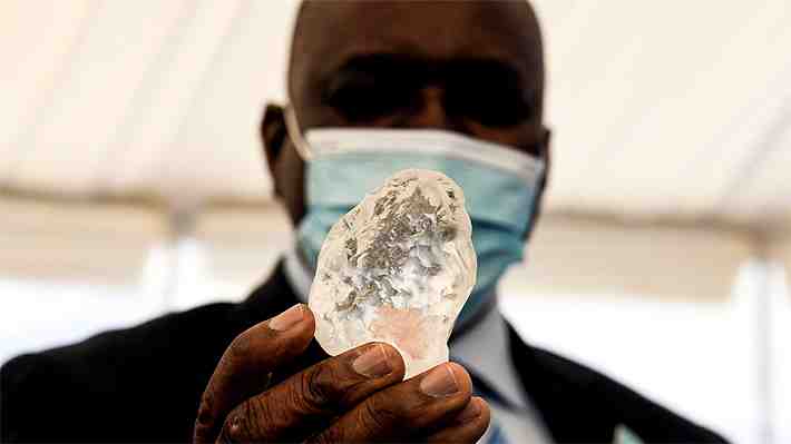 Botswana anunció el hallazgo de un diamante de 1.098 quilates: Sería el tercero más grande del mundo