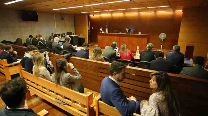 Descartar riesgo de fuga y apuntar a los Sauer:  Lo que han argumentado las defensas de Hermosilla y Villalobos
