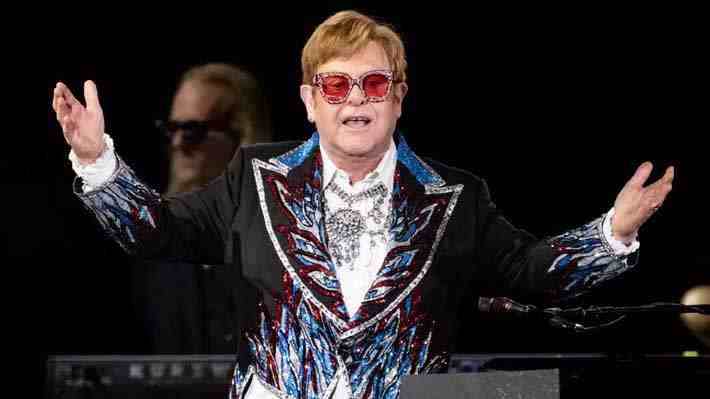 Elton John revela que se está recuperando de una infección ocular grave que le limitó la vista: "Es un proceso muy lento"